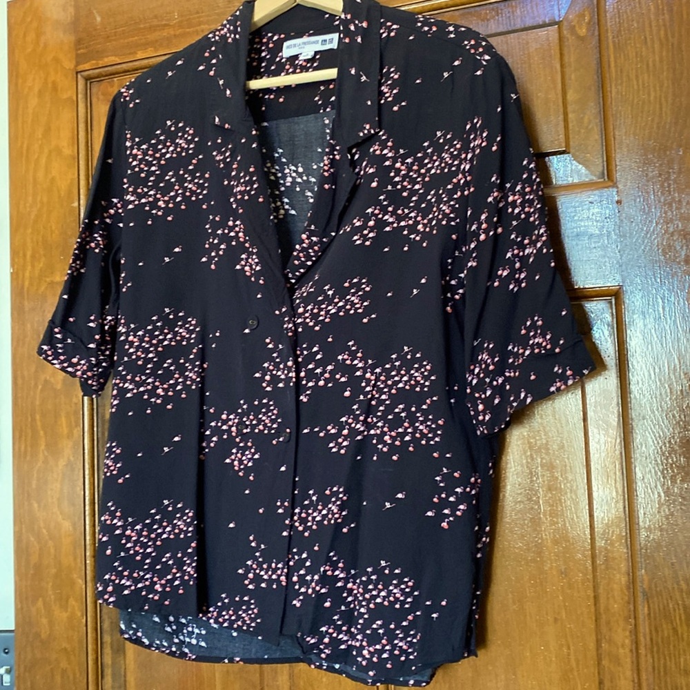 Ines de La Fressange Uniqlo Flamingo Top